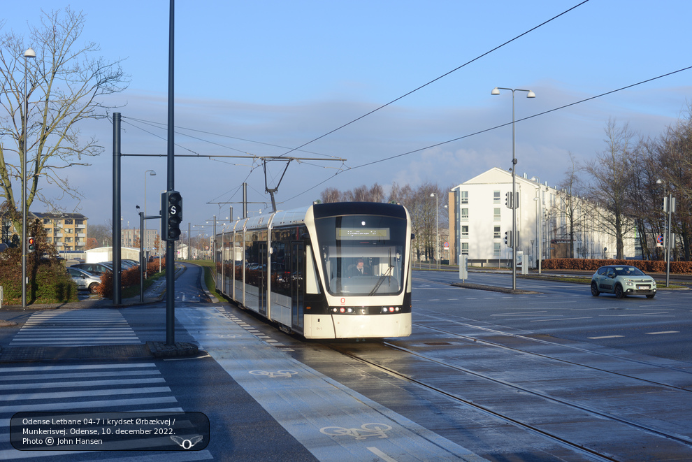 Odense Letbane togsæt 04-7