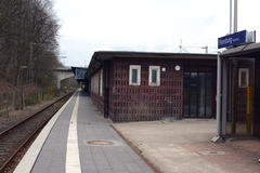 Perron for spor 1 set mod vest. Søndag 12. april 2015, Flensburg Hbf.