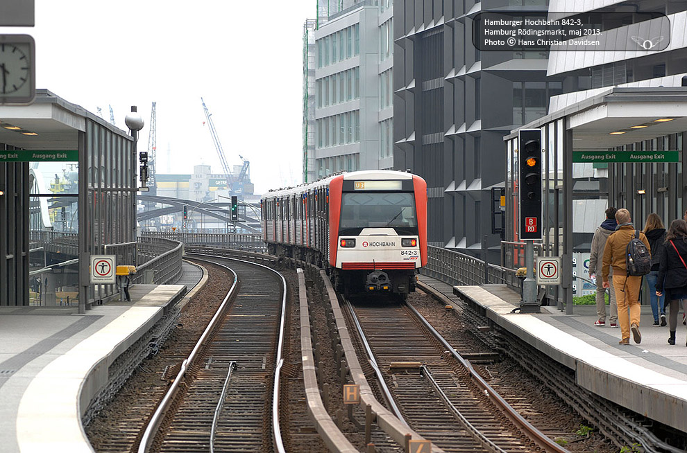 Hamburger Hochbahn 842-3