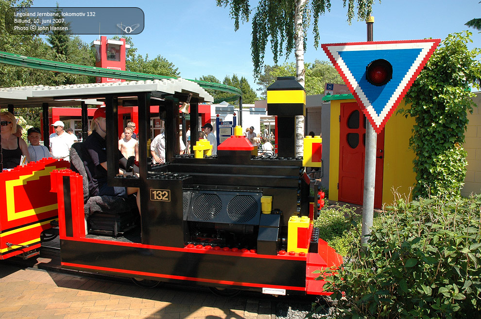 Legoland lokomotiv 132