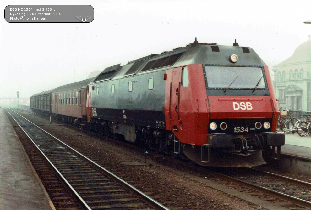 DSB ME 1534 med G 9564
