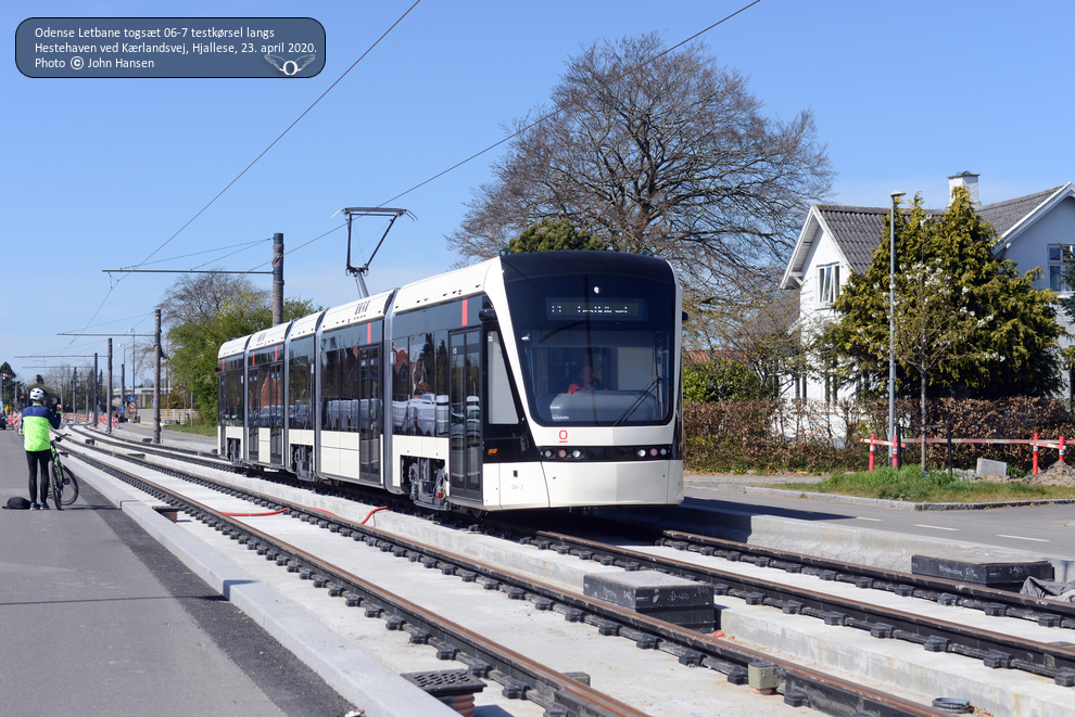 Odense Letbane togsæt 06-7 på testkørsel ud for Kærlandsvej