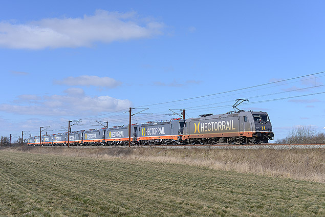 Hector Rail transport af Vectron lokomotiver